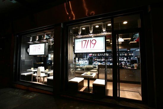 17/19 Live Eat Drink Love